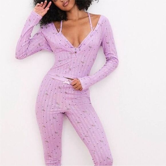 For Love and Lemons x Victoria’s Secret PajamaSleepwear Set medium lilac